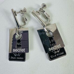 Christian Dior Secret Hotel Screw Back Vintage Earrings Non-Pierced